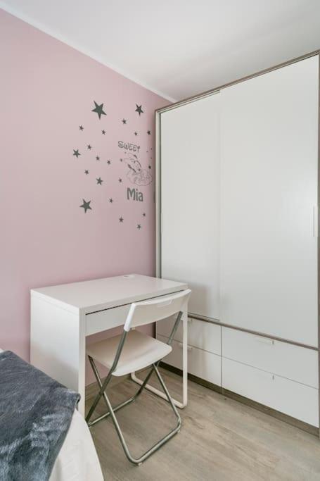 Habitaciones Bonitas Y Comodas L'Hospitalet de Llobregat Esterno foto