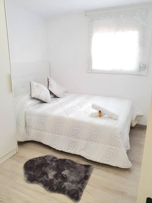 Habitaciones Bonitas Y Comodas L'Hospitalet de Llobregat Esterno foto